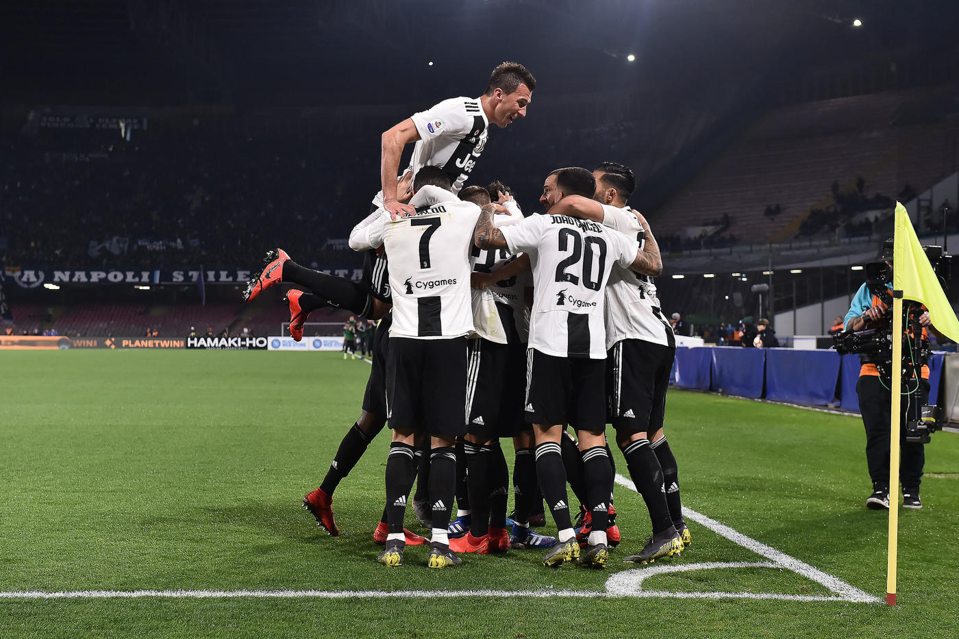 他以实际行 他以实际行