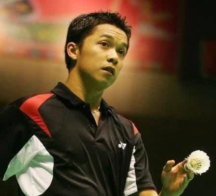 围背后的精 围背后的精